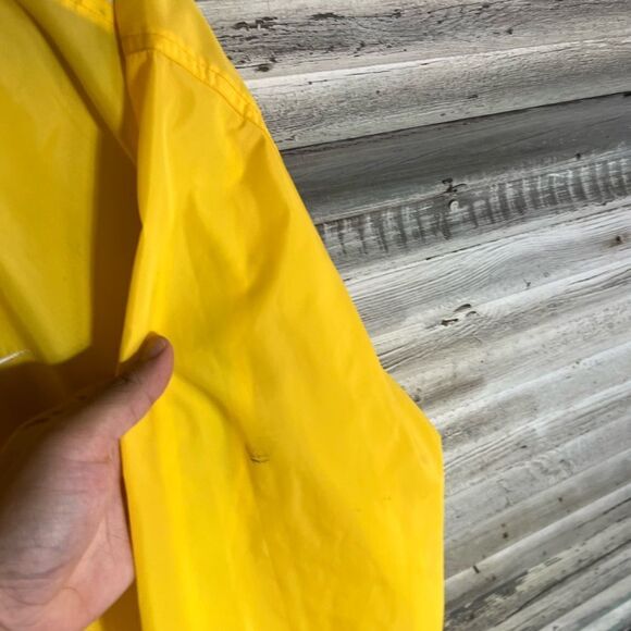 Vintage Nike Windbreaker - Picture 2 of 7